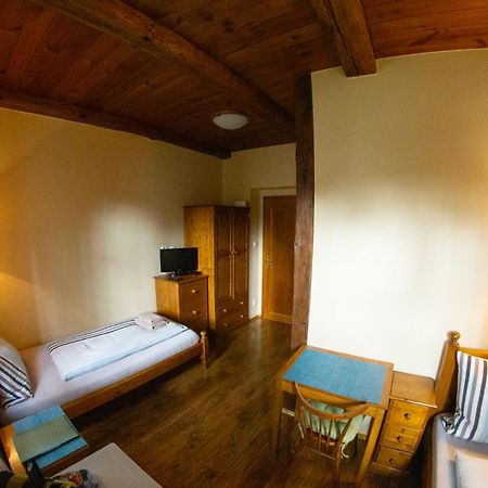 Stary Dum Hotel Cernosice Luaran gambar