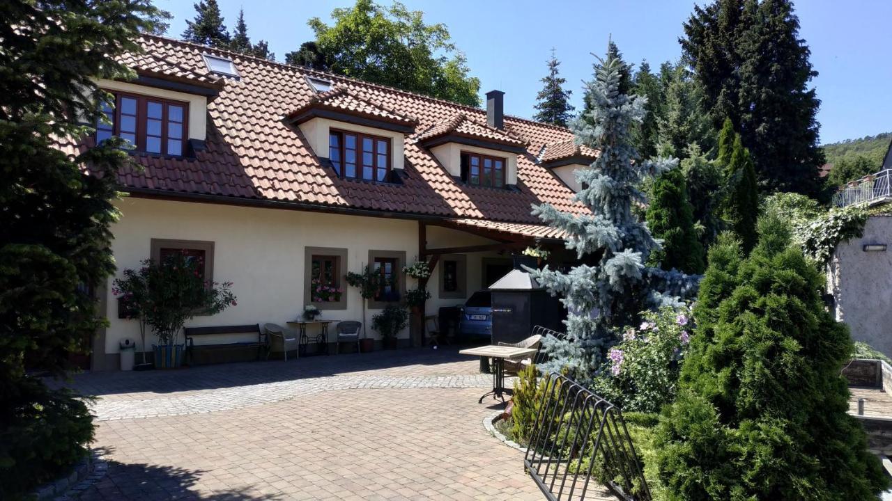 Stary Dum Hotel Cernosice Luaran gambar