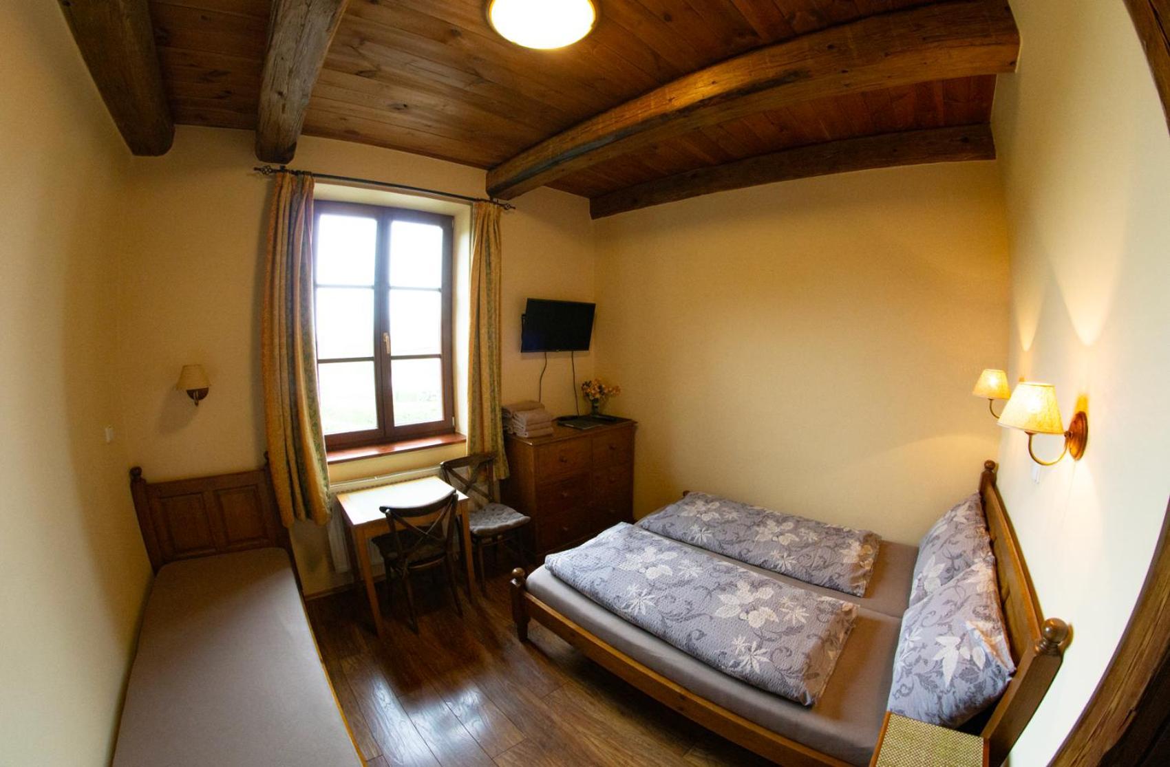 Stary Dum Hotel Cernosice Luaran gambar